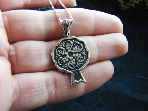 Pendant Wheel of Eternity Sterling Silver 925 Pomegranate Armenian Symbol