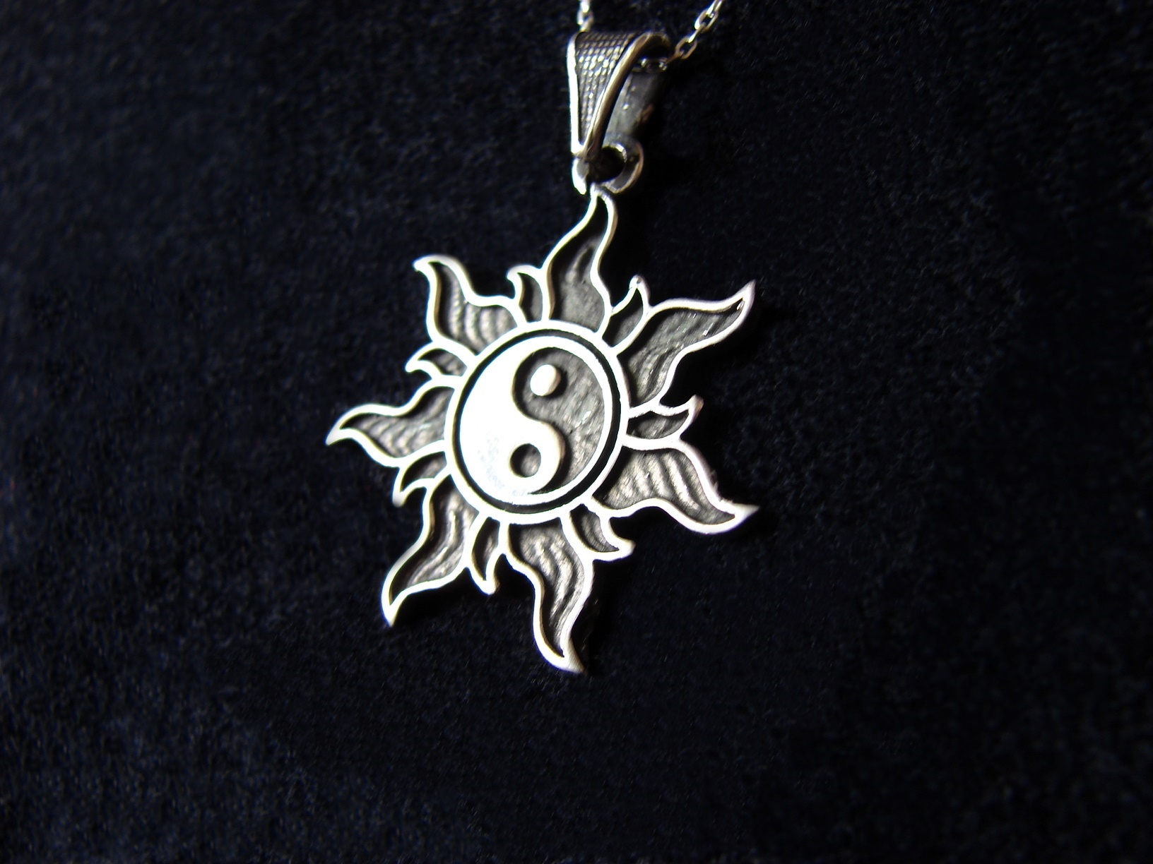 Yin yang sales pendant silver