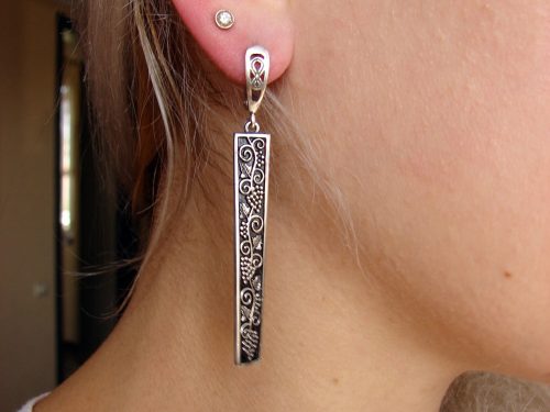 Set of Silver earrings and Ring