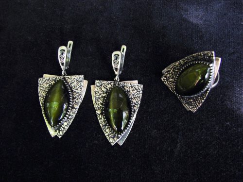 Set of Silver earrings and Ring