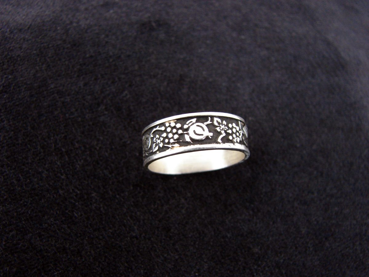Ring Sterling Silver 925 Grape and Pomegranate Ornament, Band Ring