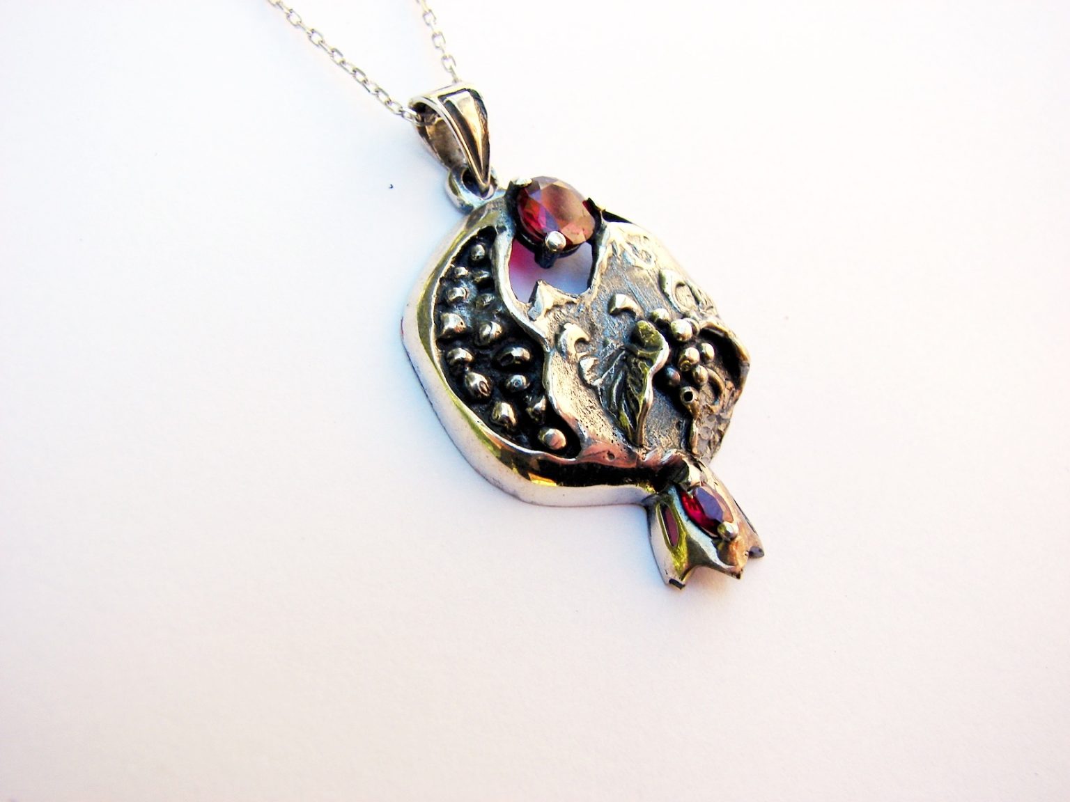 Pomegranate Necklace Sterling Silver 925 with Red Garnet