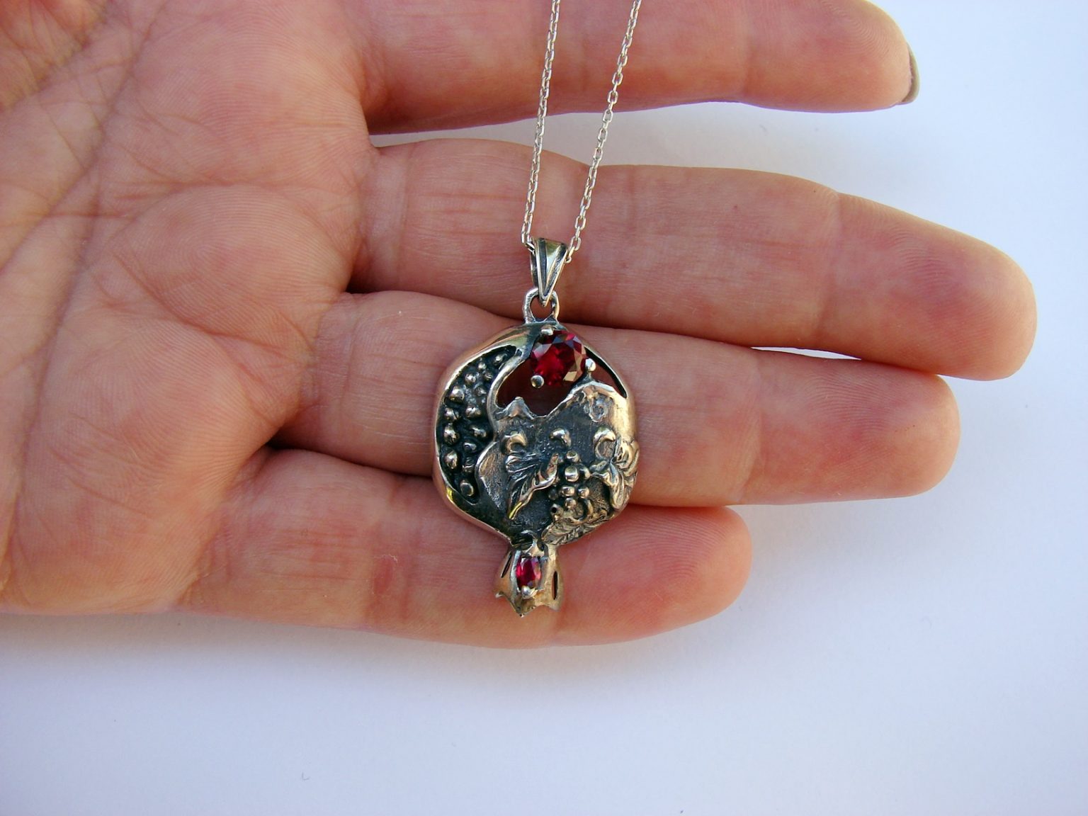 Pomegranate Necklace Sterling Silver 925 with Red Garnet