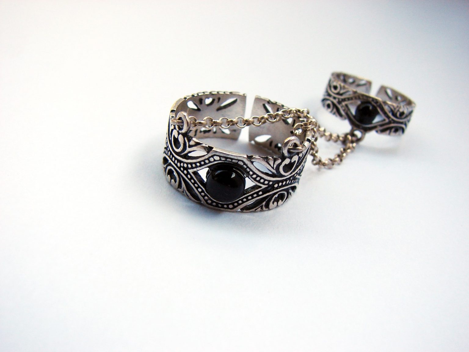 Ethnic Style Double Rings, Chains linked, Silver Adjustable multi-finger rings