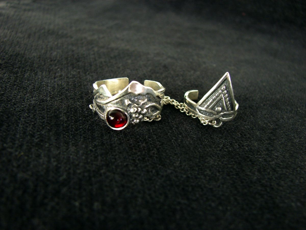 Chain Linked Rings Ararat, Silver Adjustable multi-finger rings, Armenian Symbol, Gift for Her, Armenian Handmade Jewelry