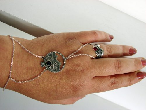 Chain Link Bracelet and Ring Ararat Pomegranate Slave Bracelet