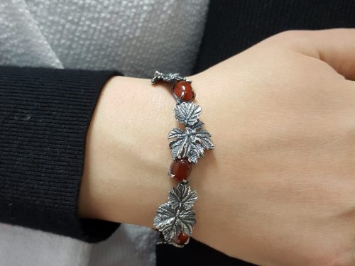 Bracelet Bunch of Grapes Sterling Silver 925 with Carnelian
