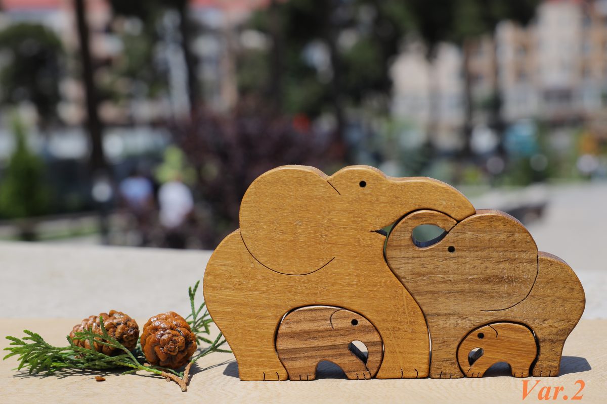 Wooden Puzzle Toy Elephant Family