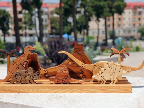 Wooden Jurassic Park Puzzle with wonderful dinosaurs, Puzzle Wooden Toy for Kids