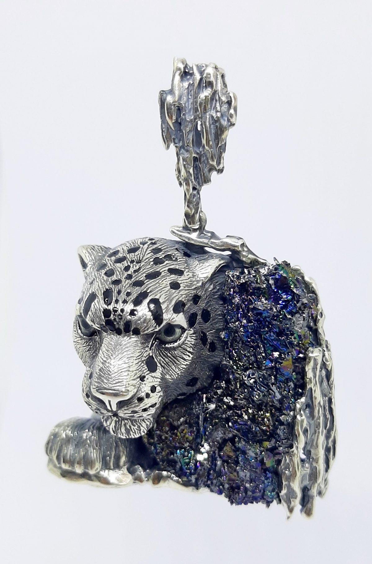 Silver Leopard Pendant with Druzy Rainbow Carborundum
