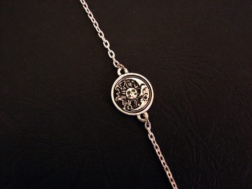 Sun and Moon Bracelet Sterling Silver 925, Day / Night Bracelet, Yin Yang Celestial Zodiac Mystic Charm Bracelet, Gift for Her