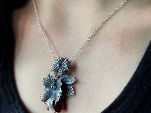 Bunch of Grapes Pendant Sterling Silver 925 with Carnelian